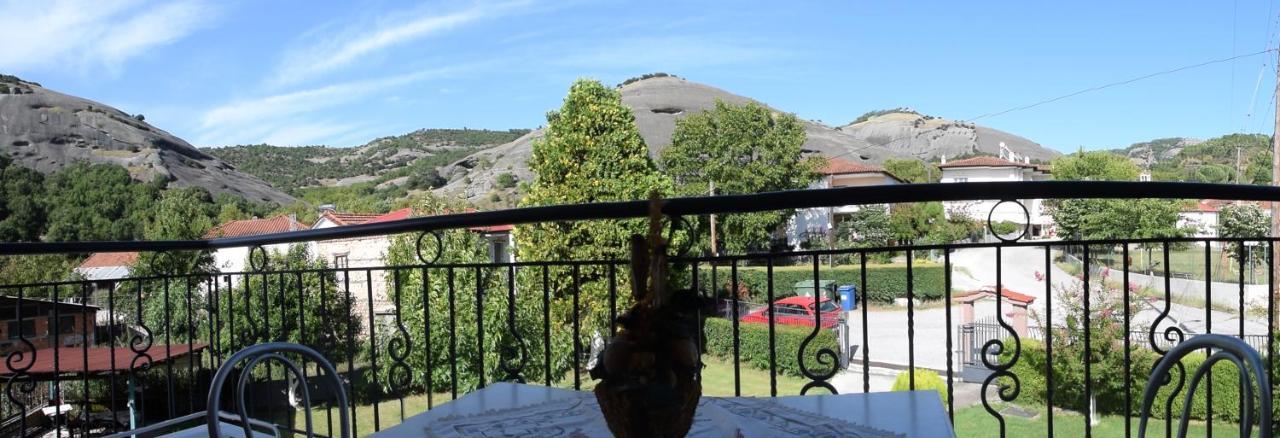 The Other Side Of Meteora With Lush Garden, Bbq & Pavillion กาลัมปากา ภายนอก รูปภาพ